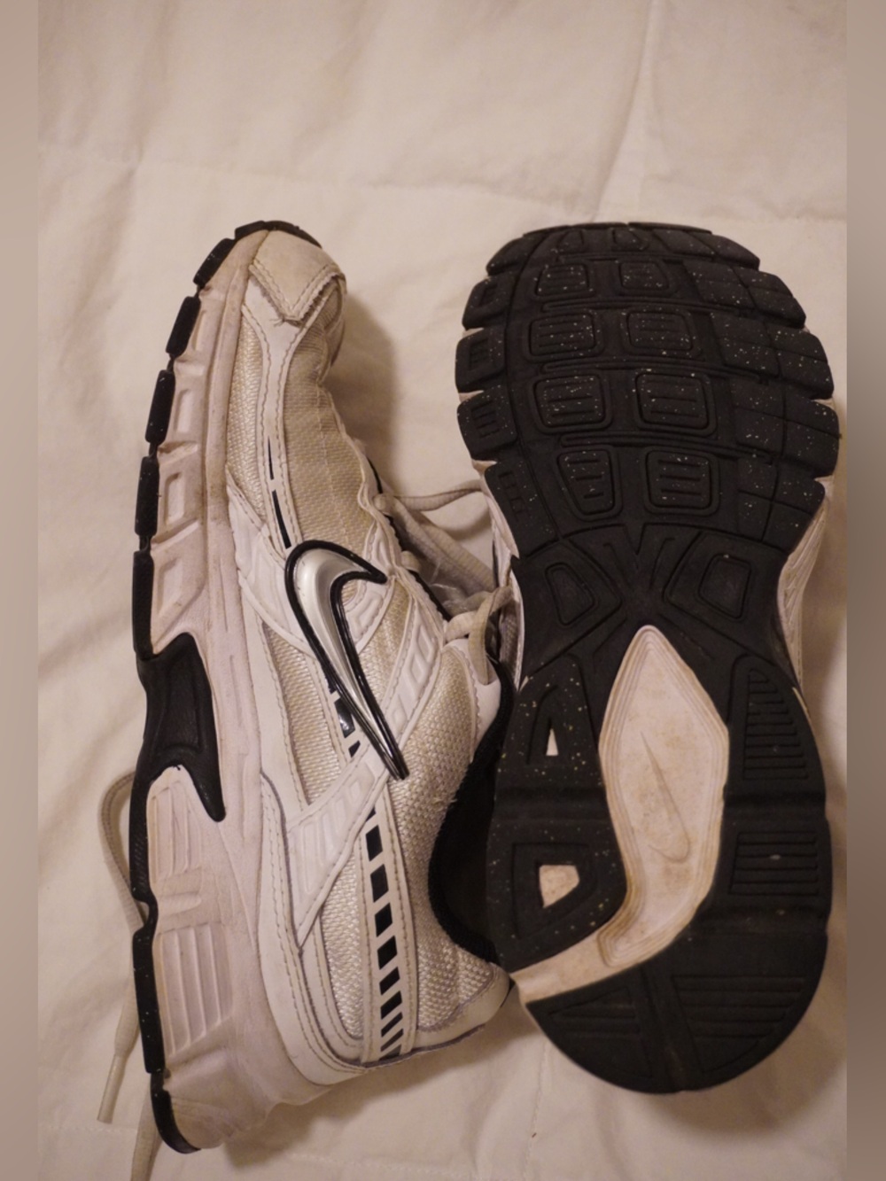 Nike Women’s White and Black Athletic Running Sneakers